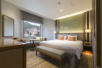 Highland Resort Hotel & Spa