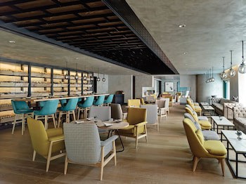 Cordis, Hong Kong