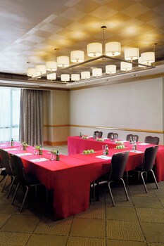 Courtyard By Marriott Kuwait City