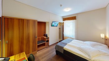 Hotel Ambassador Brig