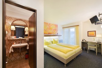 Schlosshotel - Self Check-In Hotel Am Schlosspark