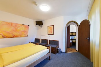 Schlosshotel - Self Check-In Hotel Am Schlosspark