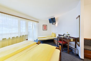 Schlosshotel - Self Check-In Hotel Am Schlosspark