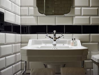 Hotel De Londres