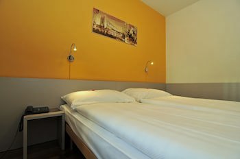 Alexander Guesthouse