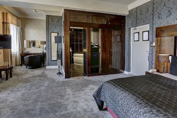 The Roker Hotel, Bw Premier Collection