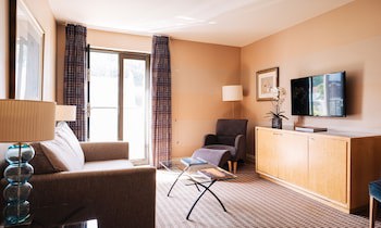 The Club Hotel And Spa