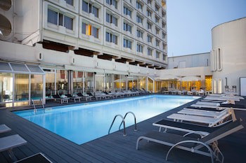 North Star Continental Resort