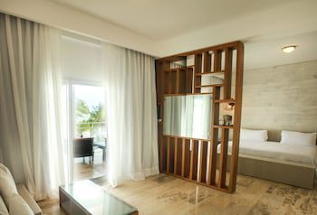 Viva Tangerine By Wyndham, A Trademark All Inclusive