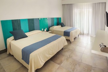 Viva Tangerine By Wyndham, A Trademark All Inclusive