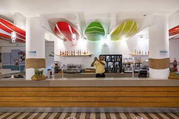 Viva Tangerine By Wyndham, A Trademark All Inclusive
