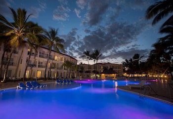 Viva Tangerine By Wyndham, A Trademark All Inclusive