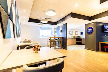 Holiday Inn Express Portsmouth - Gunwharf Quays, An Ihg Hotel