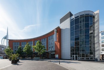 Holiday Inn Express Portsmouth - Gunwharf Quays, An Ihg Hotel