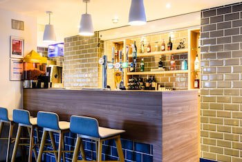 Holiday Inn Express Portsmouth - Gunwharf Quays, An Ihg Hotel