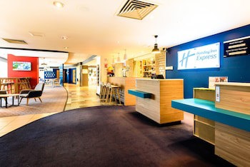 Holiday Inn Express Portsmouth - Gunwharf Quays, An Ihg Hotel