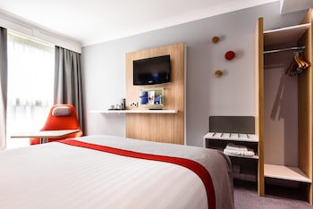 Holiday Inn Express Portsmouth - Gunwharf Quays, An Ihg Hotel