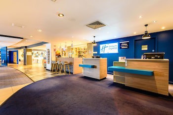 Holiday Inn Express Portsmouth - Gunwharf Quays, An Ihg Hotel