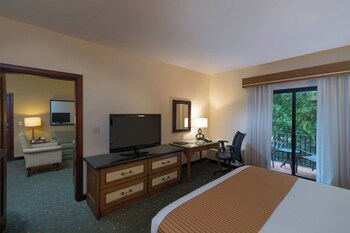 Courtyard By Marriott Santo Domingo