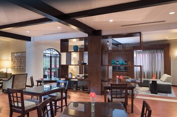 Courtyard By Marriott Santo Domingo