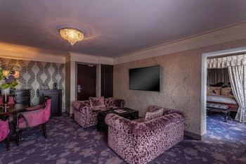 Clontarf Castle Hotel