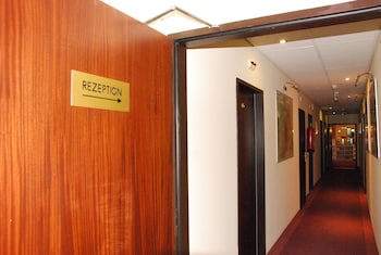 Continental Hotel-Pension