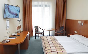 Continental Hotel-Pension
