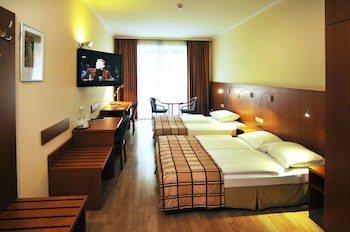 Continental Hotel-Pension