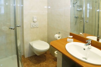 Continental Hotel-Pension