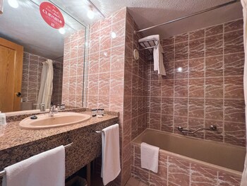 Hotel Ar Roca Esmeralda & Spa