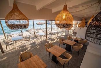 Wyndham Loutraki Poseidon Resort