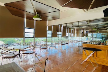 Days Hotel Iloilo