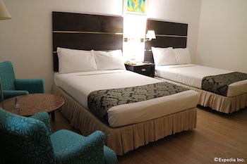 Days Hotel Iloilo