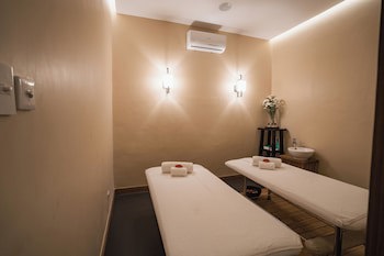 Days Hotel Iloilo