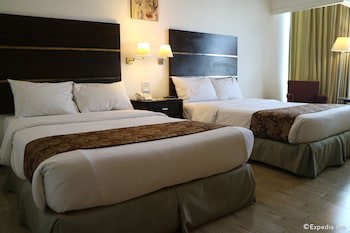 Days Hotel Iloilo