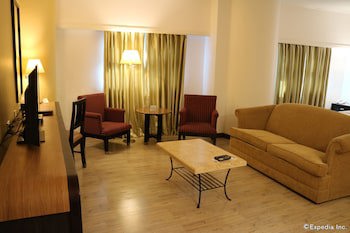 Days Hotel Iloilo