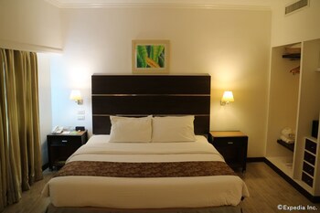 Days Hotel Iloilo