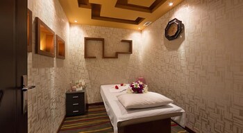 Al Khaleej Palace Deira Hotel