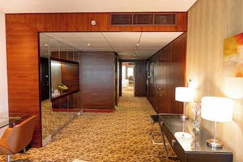 Majestic Premier Hotel galeri fotoğrafı