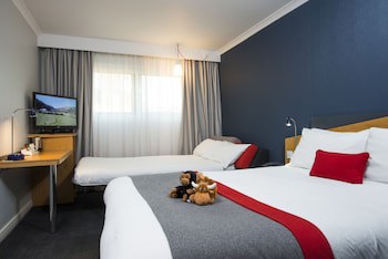 Holiday Inn Express Birmingham - Oldbury, An Ihg Hotel