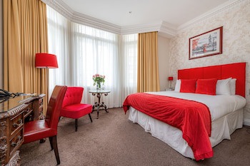 Ashburn Hotel