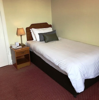 Salutation Hotel