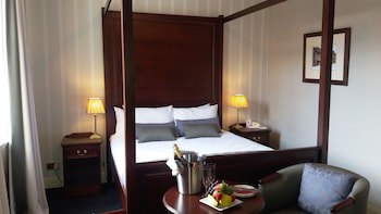 Salutation Hotel