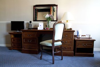 Salutation Hotel