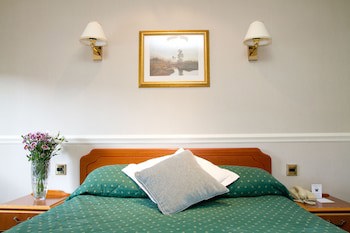 Salutation Hotel