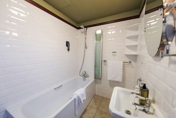 Salutation Hotel
