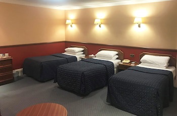 Cairn Hotel