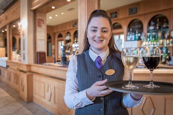 Cairn Hotel