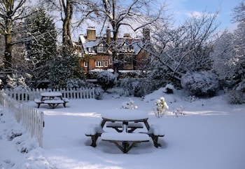 Cairn Hotel