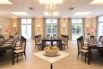 Forest Lodge